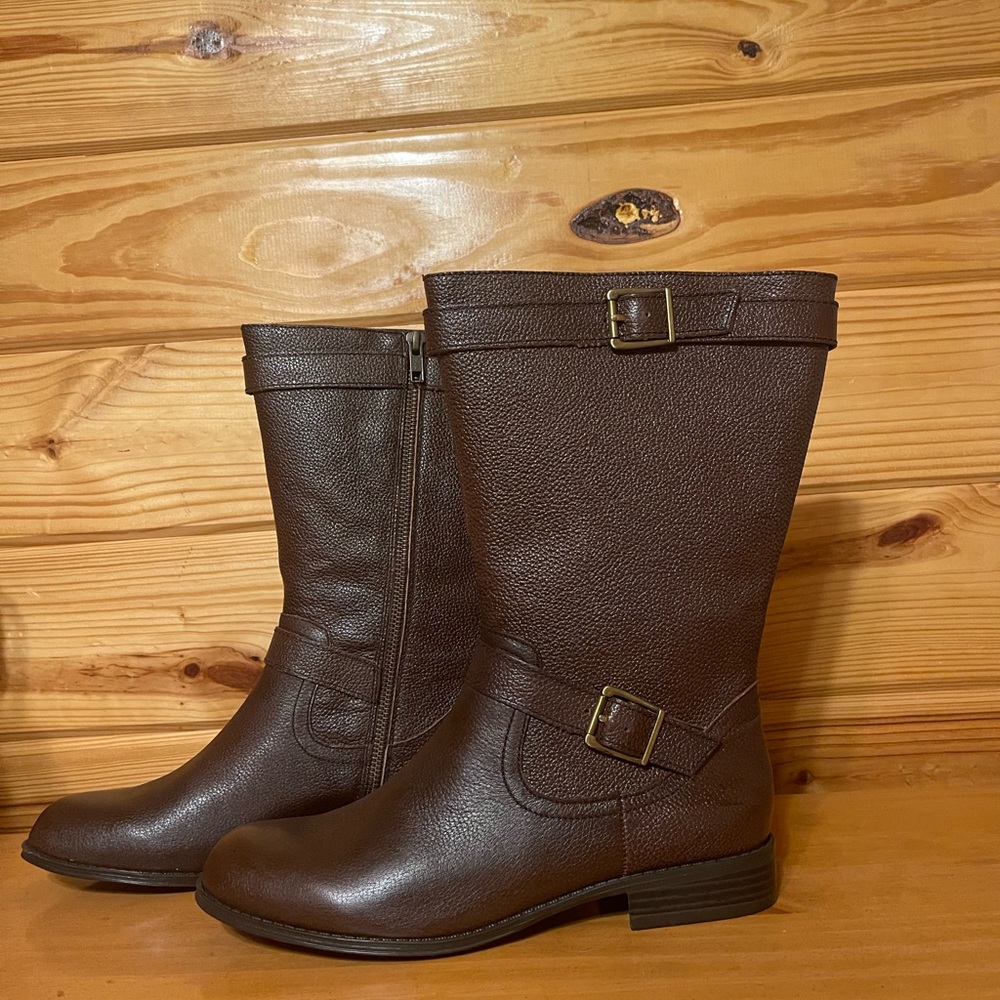 New Comfortview Brown Cognac Zippered Wide Calf Boots Size 8